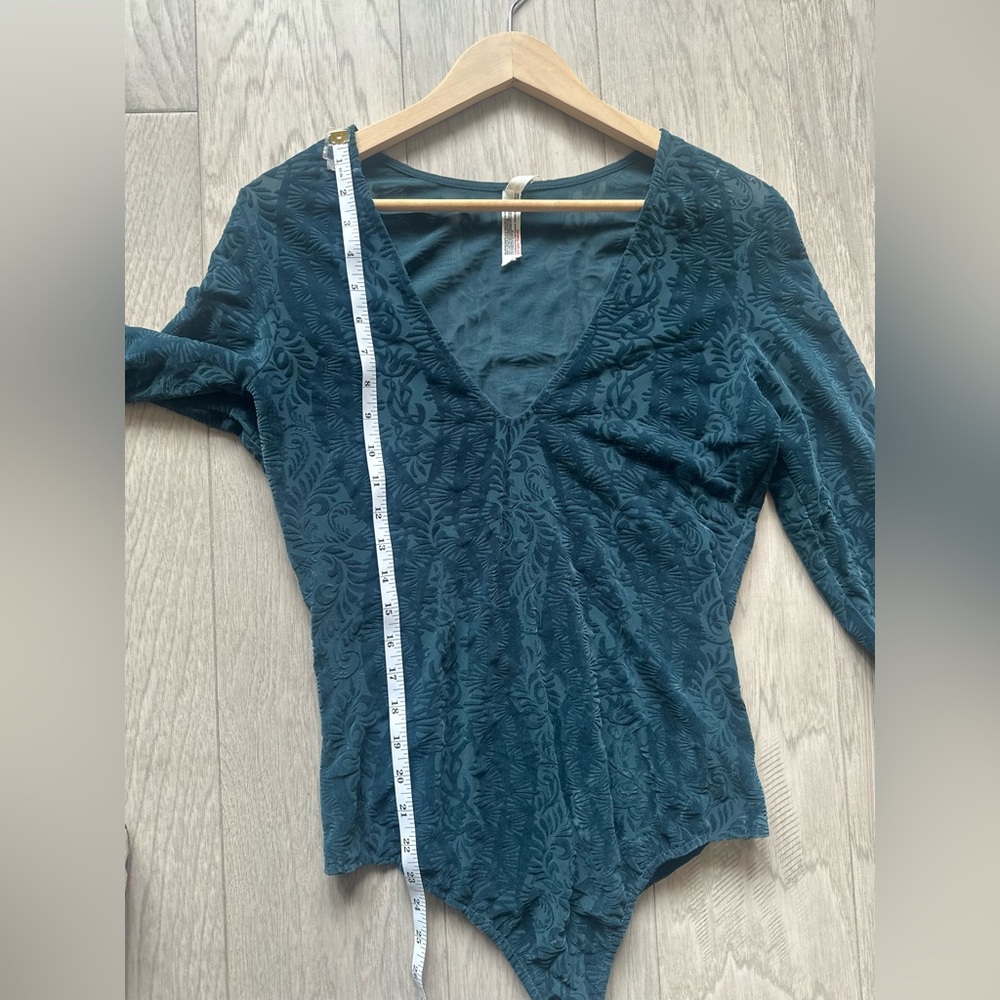 Free People Intimately "On the Dance Floor" Velvet Lace Bodysuit, Size Large. - Picture 7 of 9